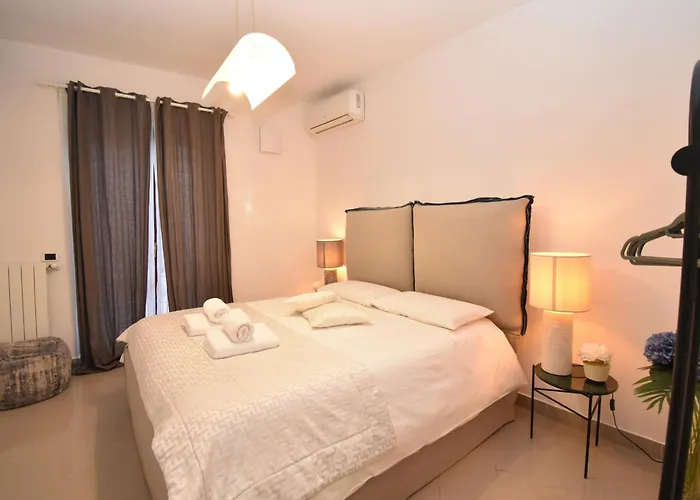 Diasof Apartment *